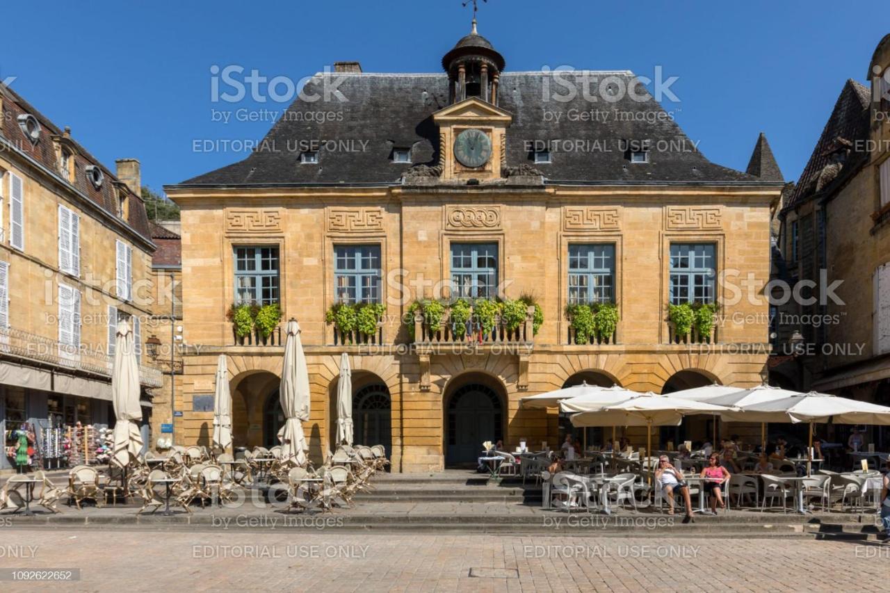 Apartment Fontaine De L'Amour ซาร์ลา-ลา-กาเนดา ภายนอก รูปภาพ